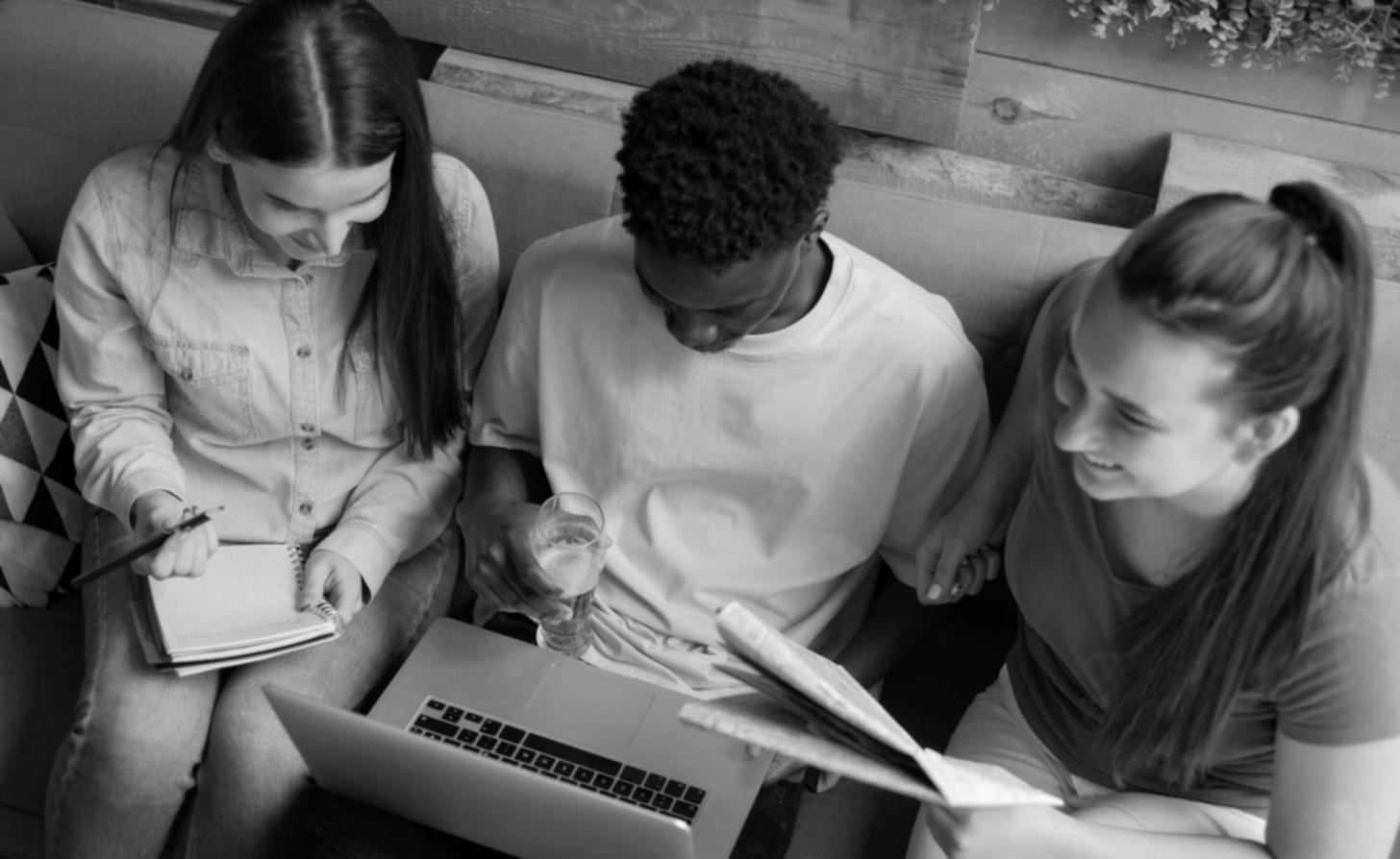 Environnement d'apprentissage professionnel pour la négociation financière